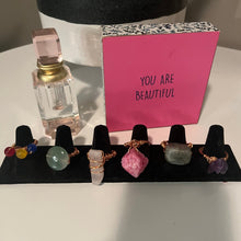 Load image into Gallery viewer, Wire Wrapped Rings