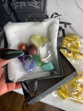 Load image into Gallery viewer, 7 Chakra Crystal Set
